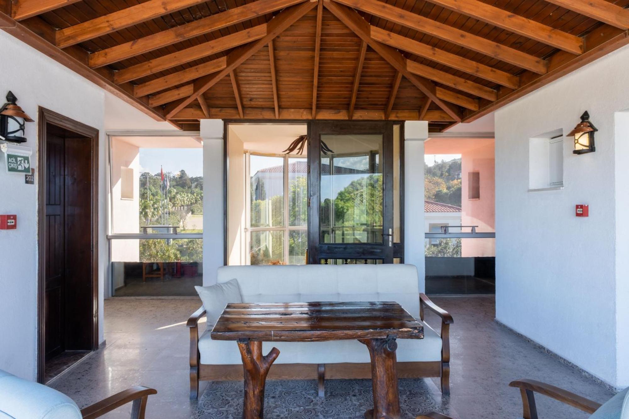 Espira By Antioch Hotel Urla Exterior foto